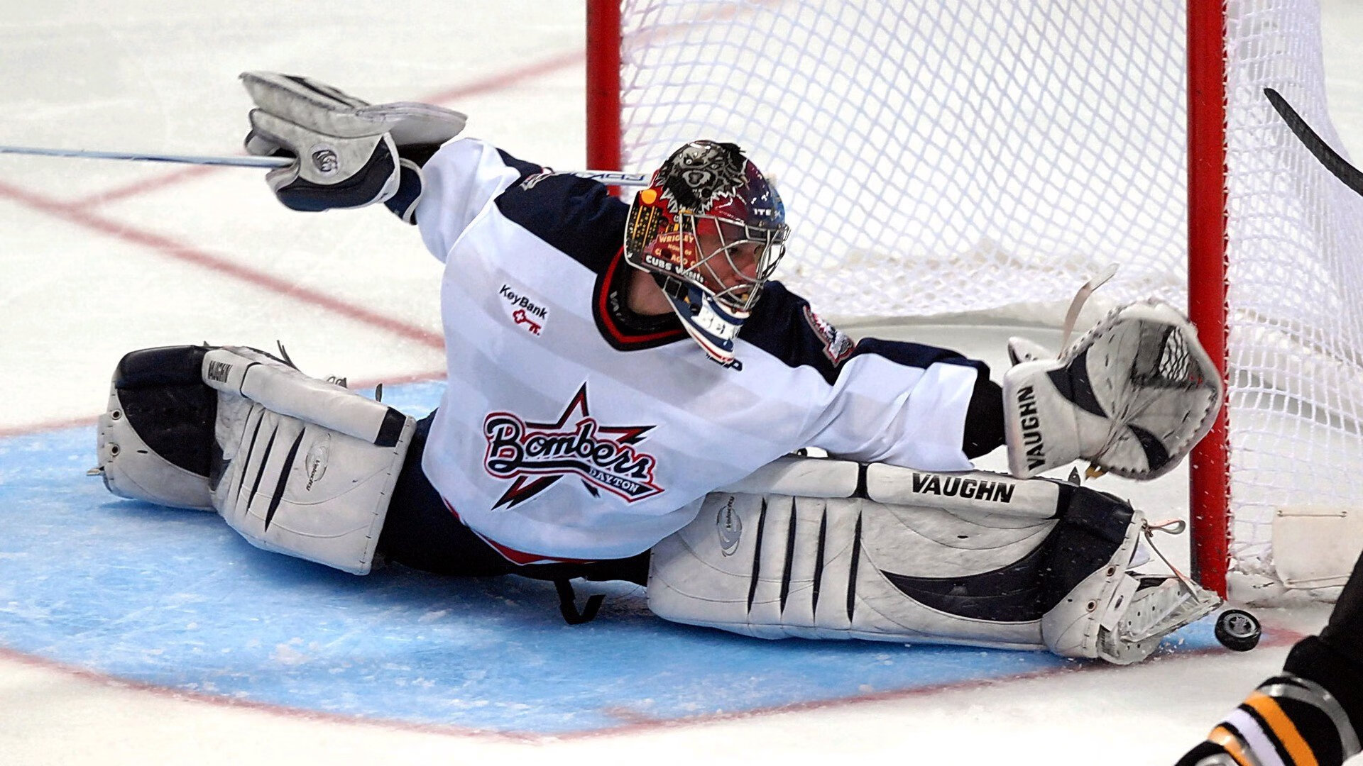 中国滑雪健儿再创佳绩 国际赛场展现冰雪力量